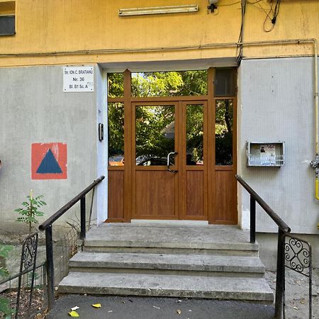 דירות יאשי Apartament Central מראה חיצוני תמונה