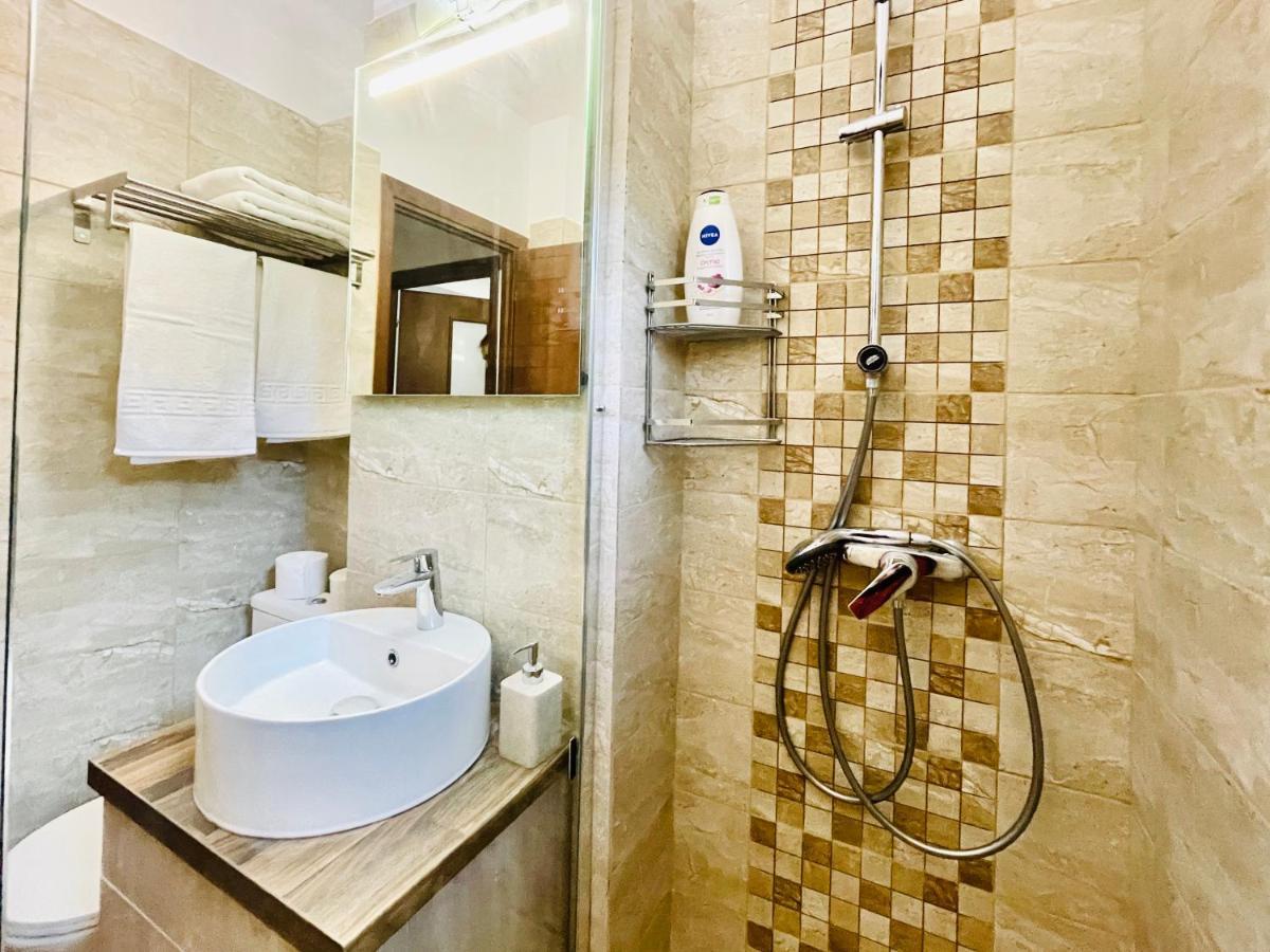 דירות יאשי Apartament Central מראה חיצוני תמונה