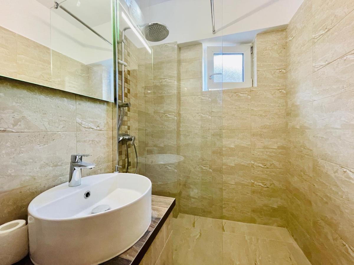דירות יאשי Apartament Central מראה חיצוני תמונה