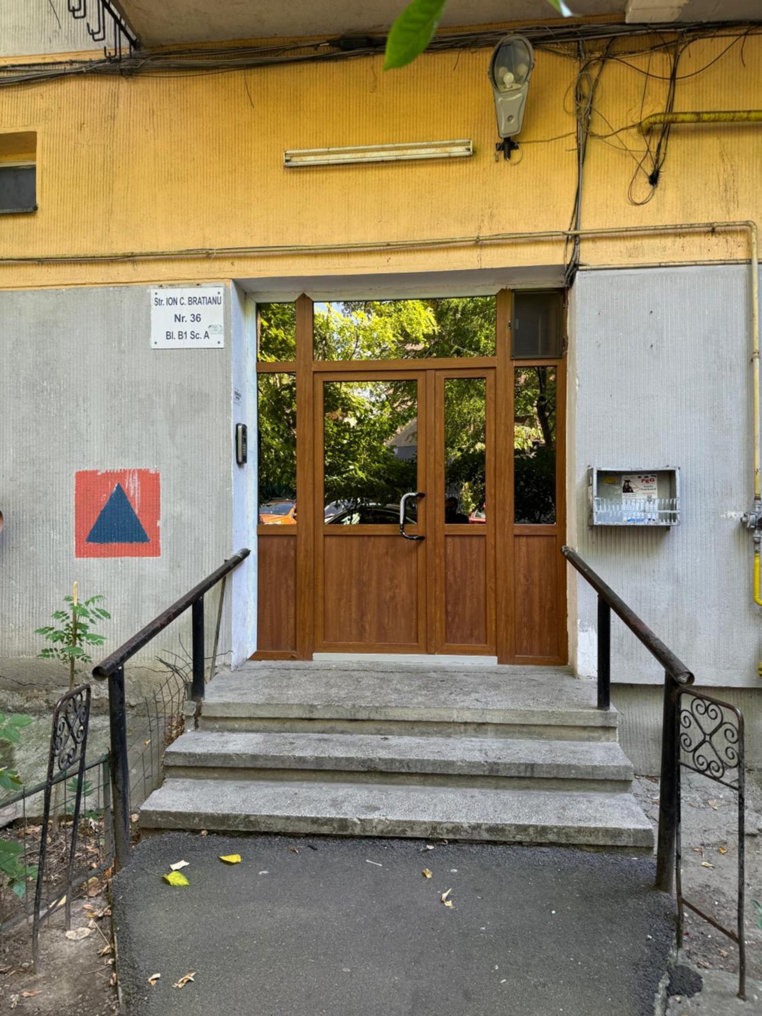 דירות יאשי Apartament Central מראה חיצוני תמונה